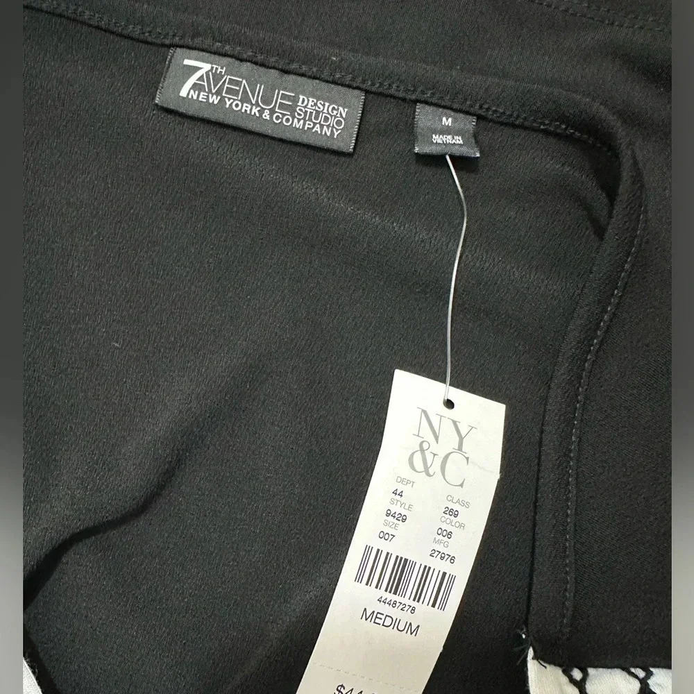 NWT NY & CO Women’s Sz M one shoulder black white blouse 3/4 Sleeve stretch - Picture 9 of 10